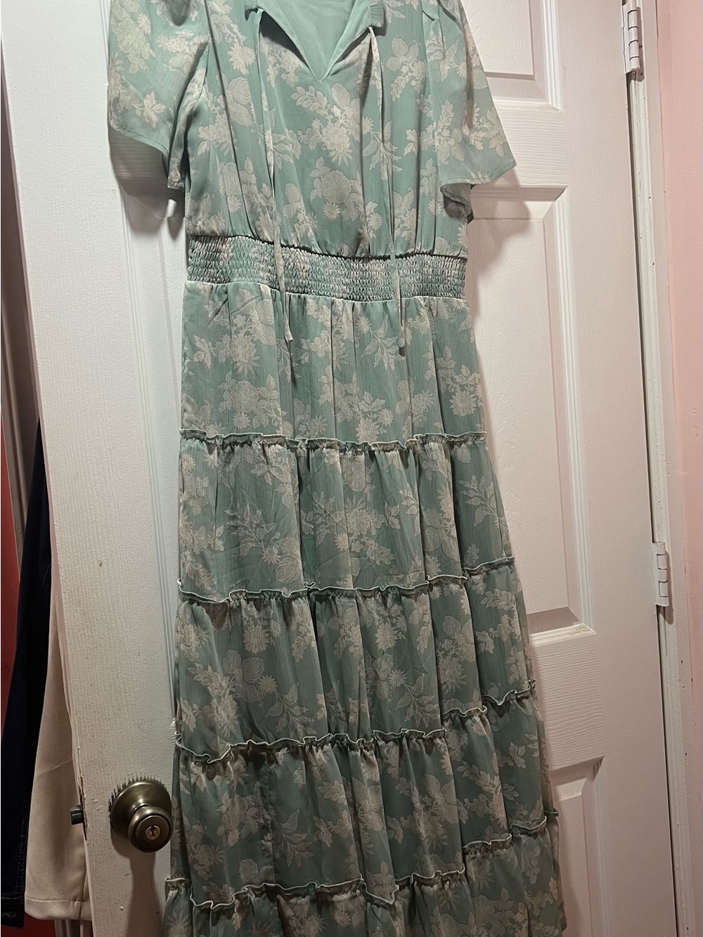 Berkeley Jensen Mint Floral Tiered Smocked Waist Dress